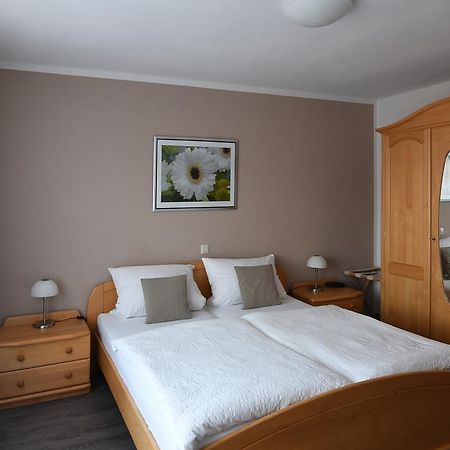 Gaestehaus Kleine Kalmit Landau in der Pfalz Esterno foto
